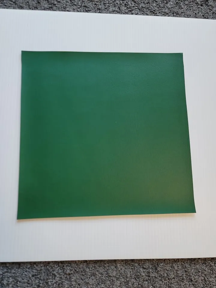 12x12 Faux Leather Vinyl - Kelly Green