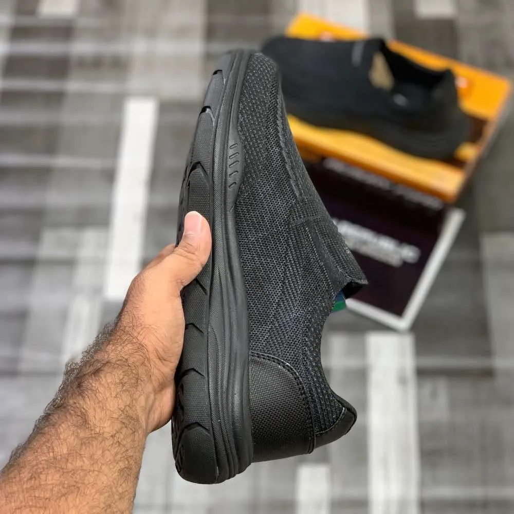 Skecherrs Relaxed Fitt with Air-Cooled "Black"