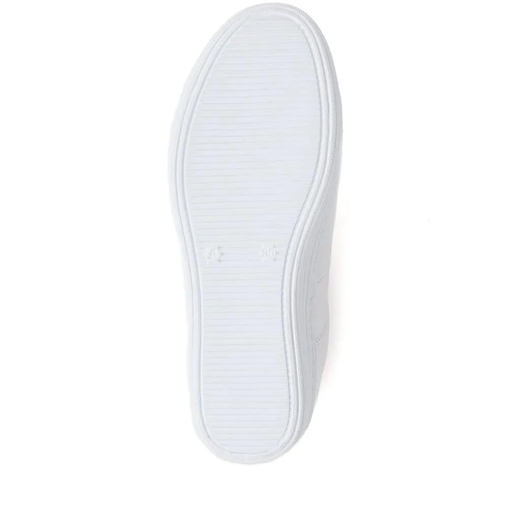 Slip-On Trainers  - BELULUTA39011 / 325 835